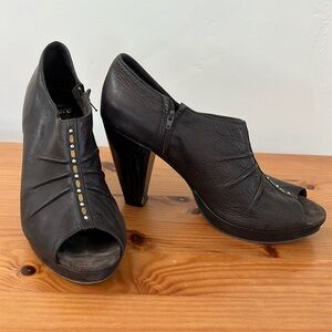 Calleen Cordero Brown Open Toe High Heels